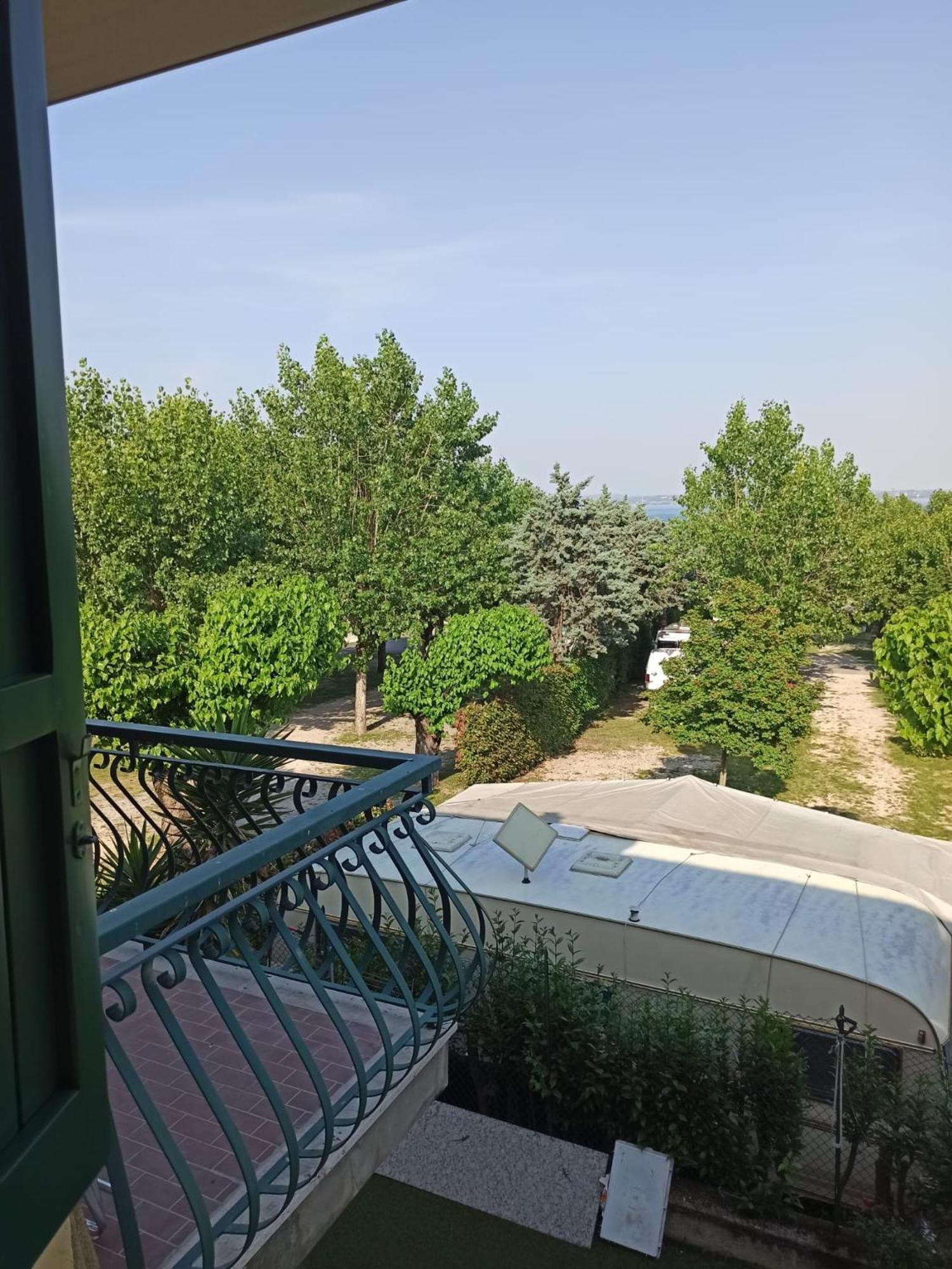 Appartamento Campiello Sirmione Esterno foto