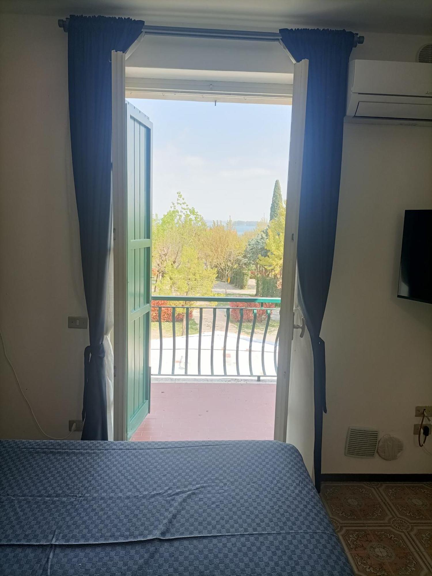 Appartamento Campiello Sirmione Esterno foto